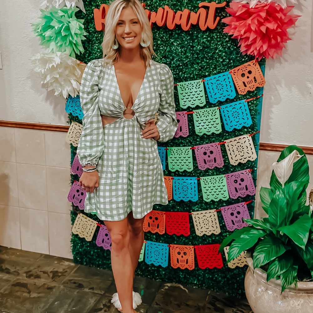 Green gingham dress